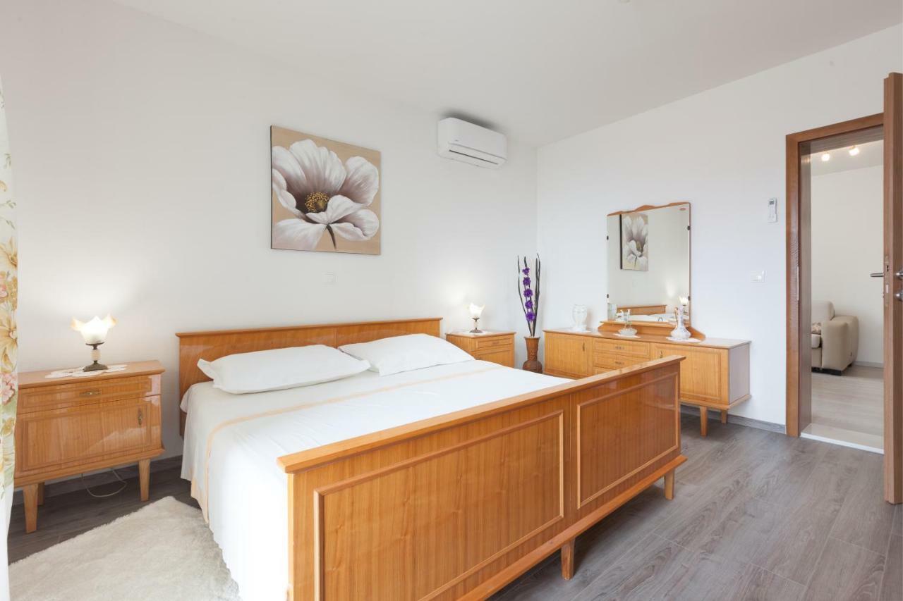 Apartments Turtle Gardens Makarska Kültér fotó