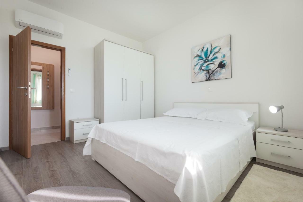 Apartments Turtle Gardens Makarska Kültér fotó